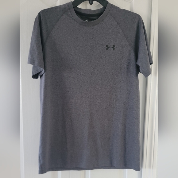 Gray Mens Under Armour sport shirt size small. - Picture 1 of 6